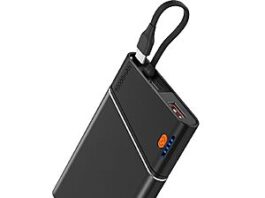 Aaoyun 10000mAh Slim Portable Power Bank with built-in USB-C cable in black