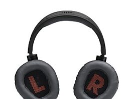 JBL Quantum 100 wired gaming headphones in black (certified refurbished)