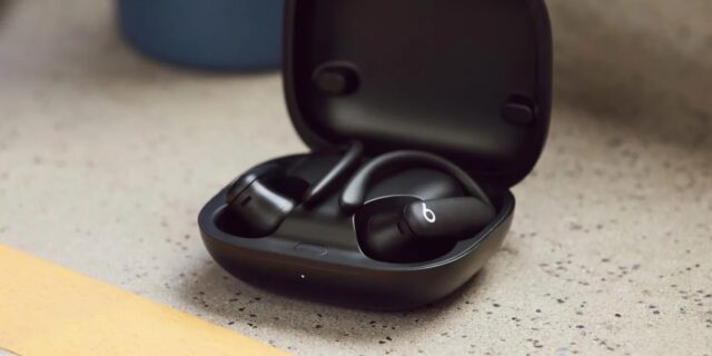 Powerbeats Pro 2 wireless earbuds in black