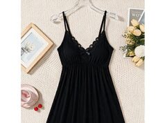 $7.49 – Avidlove Women’s Lace Chemise Nightgown + FS w/ Prime or Orders $35+ Avidlove Women's Lace Chemise Nightgown on Amazon