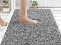 $5.49 – OLANLY Microfiber Bathroom Rug (Grey) – + Free Shipping w/ Prime or on $35+ OLANLY Grey Microfiber Bathroom Rug